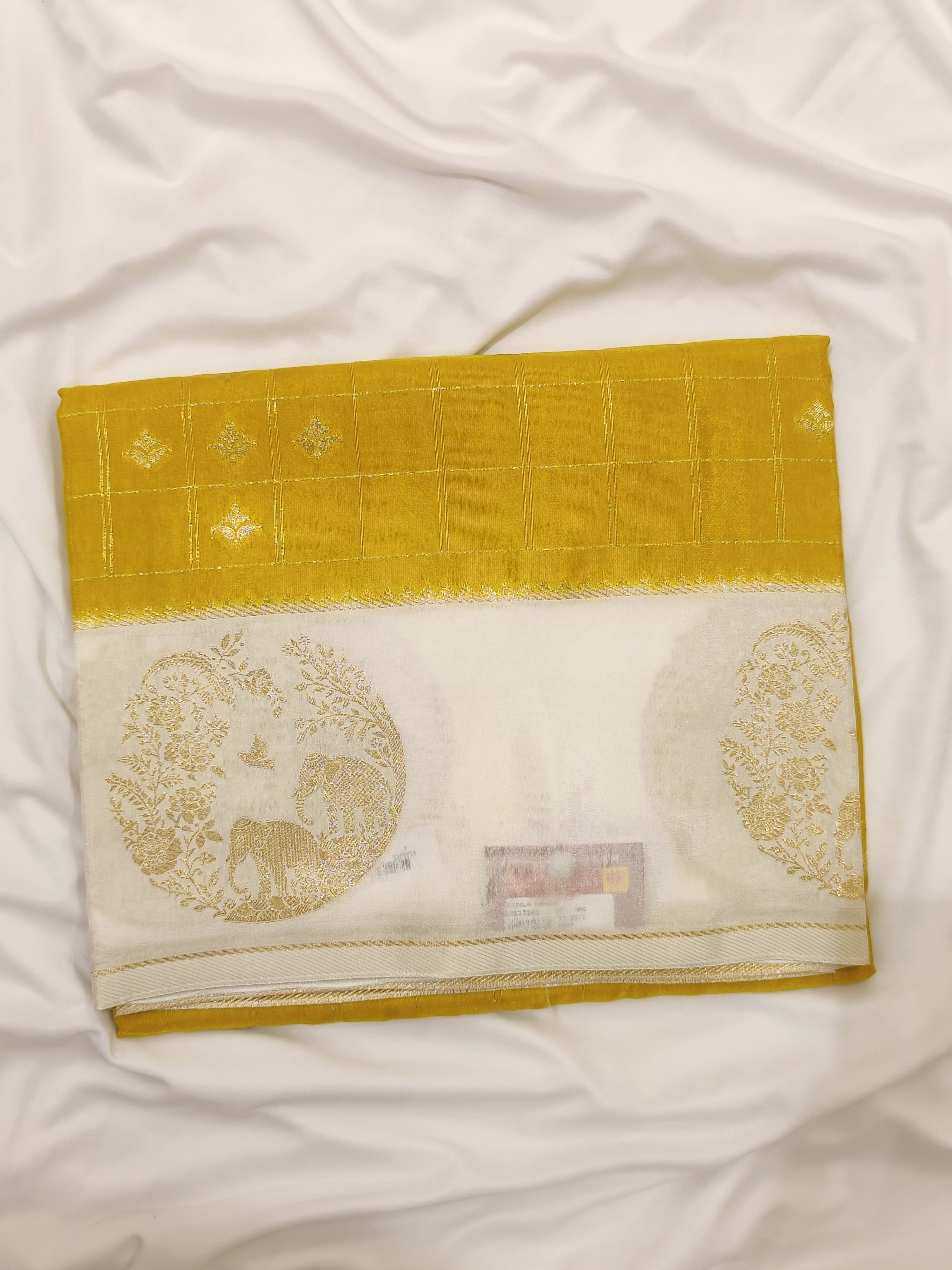 Lemon Green Georgette Saree – White Border – Shop Online