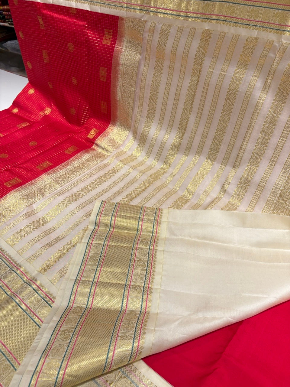 Red Colour Festive Saree with White Traditional Border