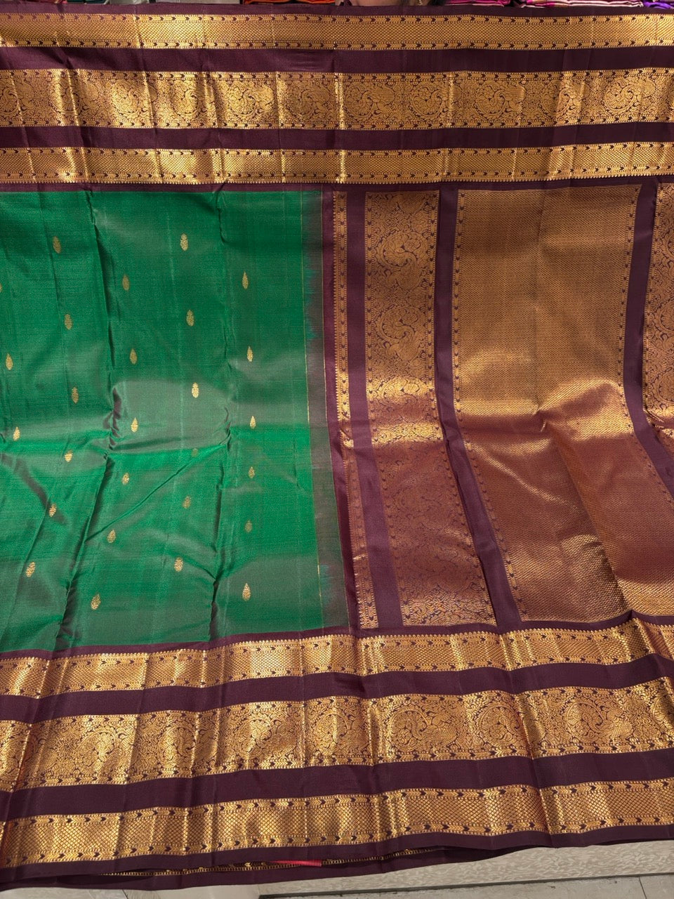 Green Colour Vintage Saree with Brown Border & Gold Zari