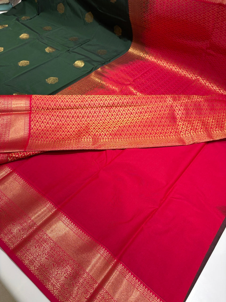 Emerald Green Colour Semi Kanchipuram  Silk Saree with Pink Contrast