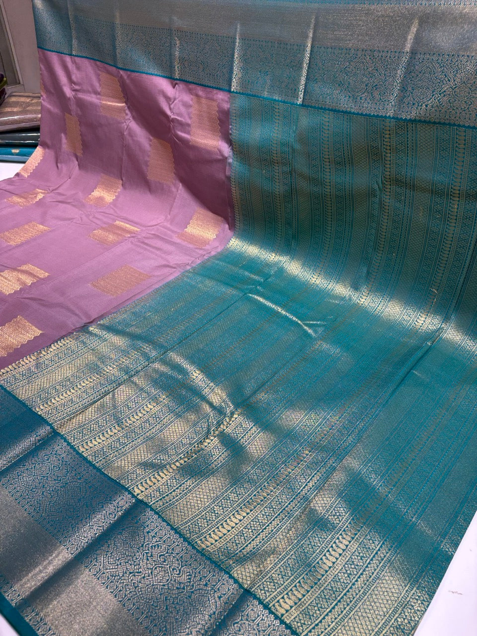 Lavender Colour Saree with Emerald Green Contrast NSS172