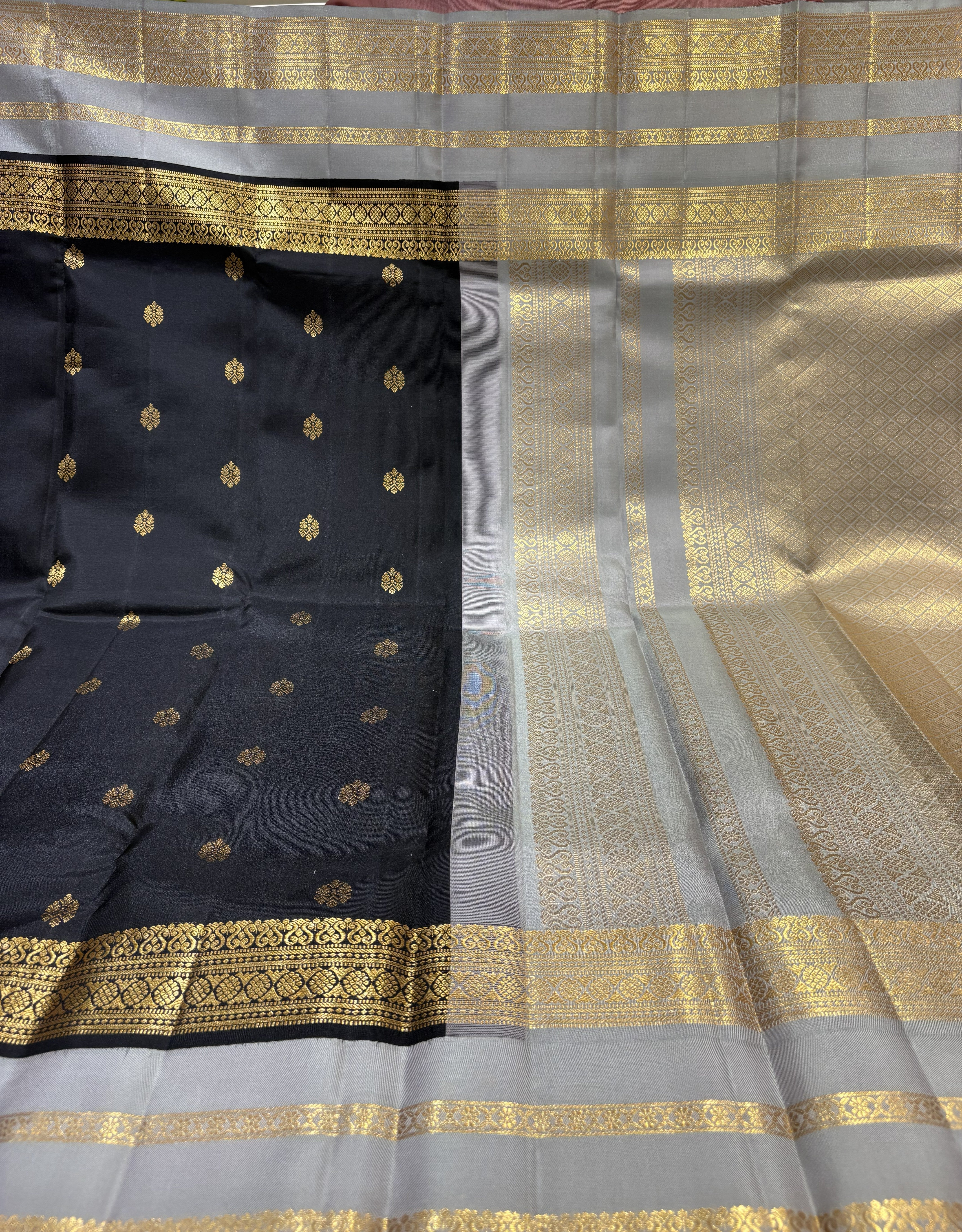 Elegant Black kanjivaram Saree with grey Contrast