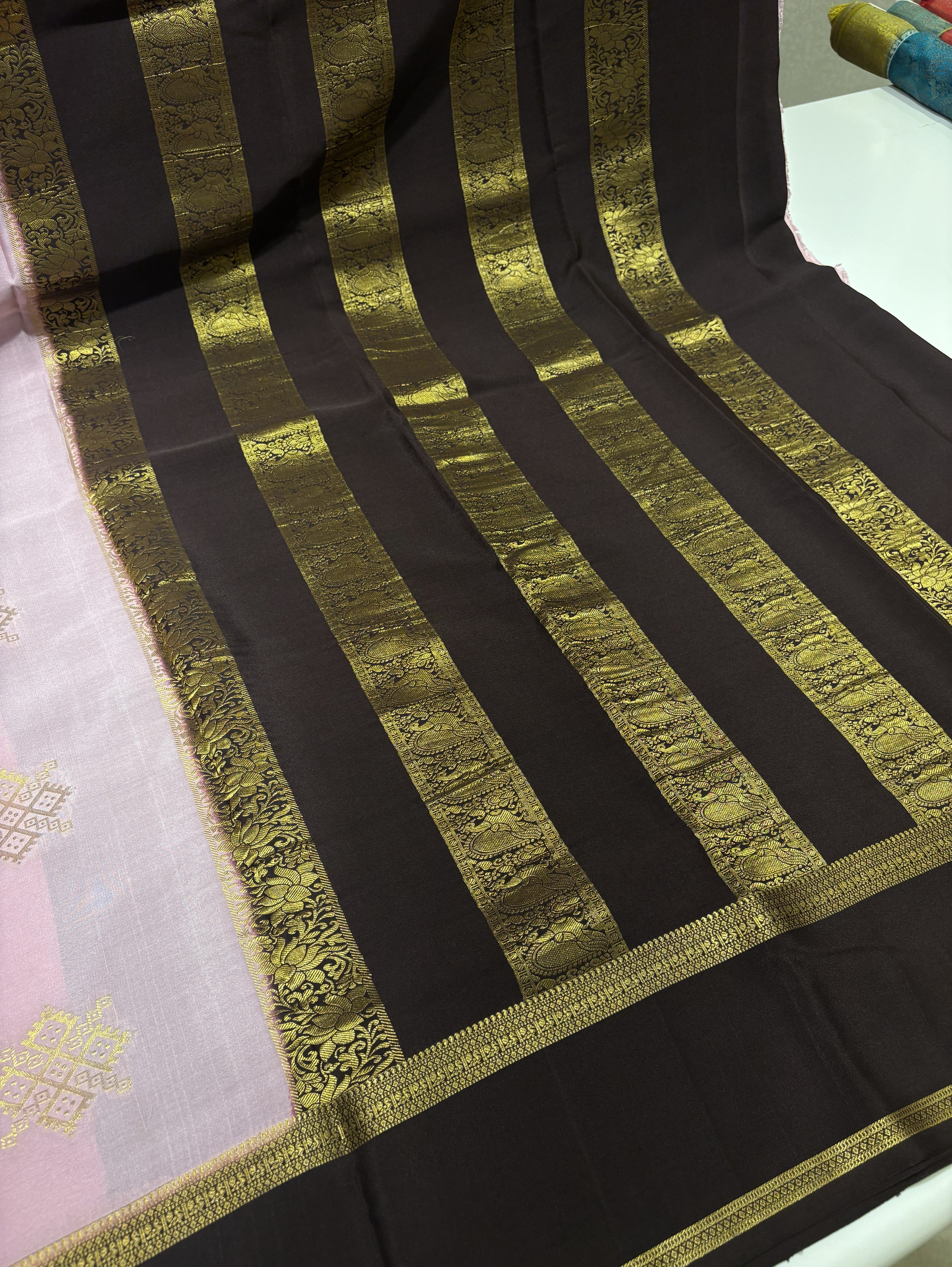 Cotten pink Pure Mysore Crepe Silk Saree(120 gsm) with Chocolate Brown Contrast