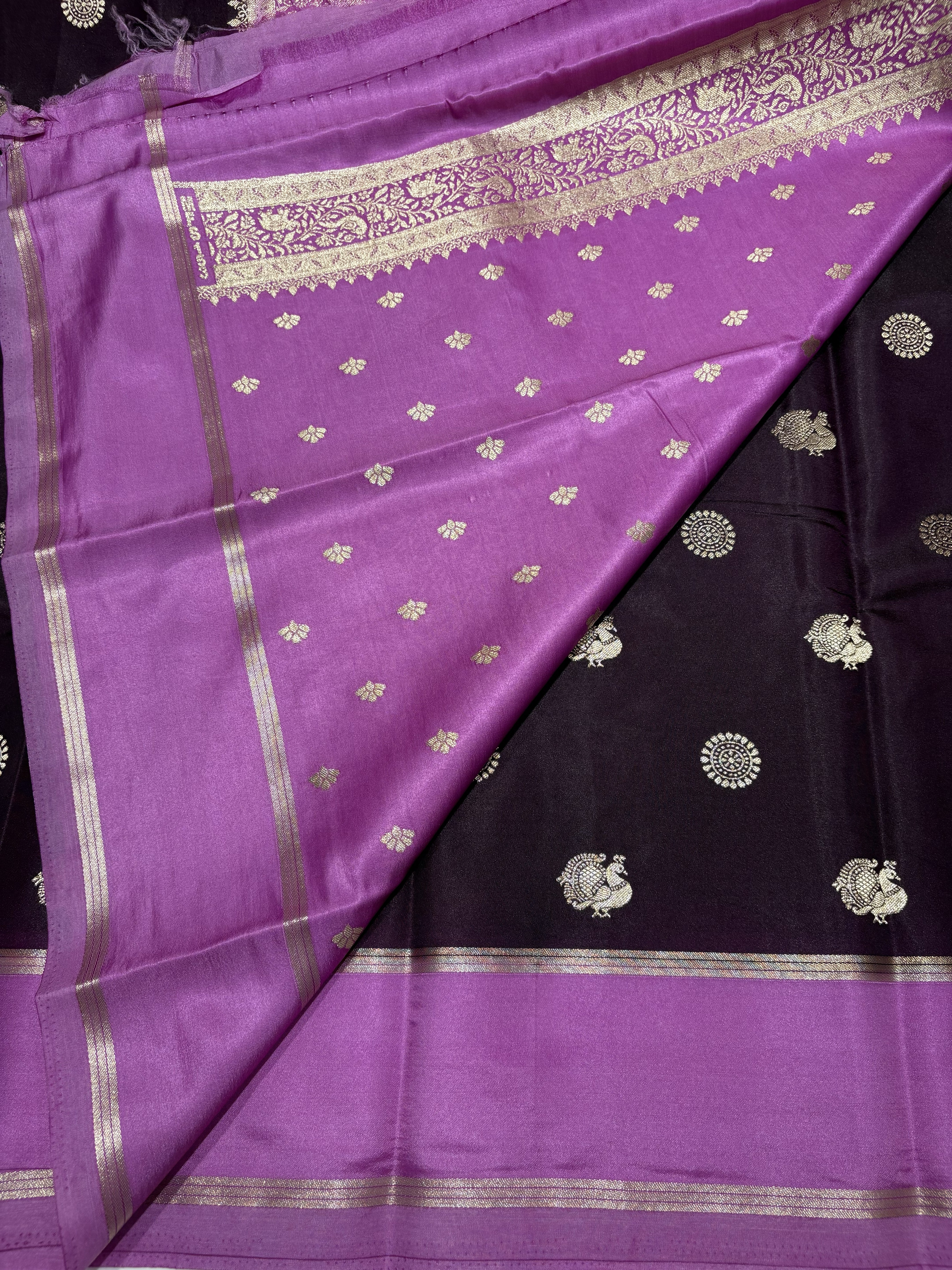 Elegant Dark Purple Raw Silk Saree With Lavender Contrast