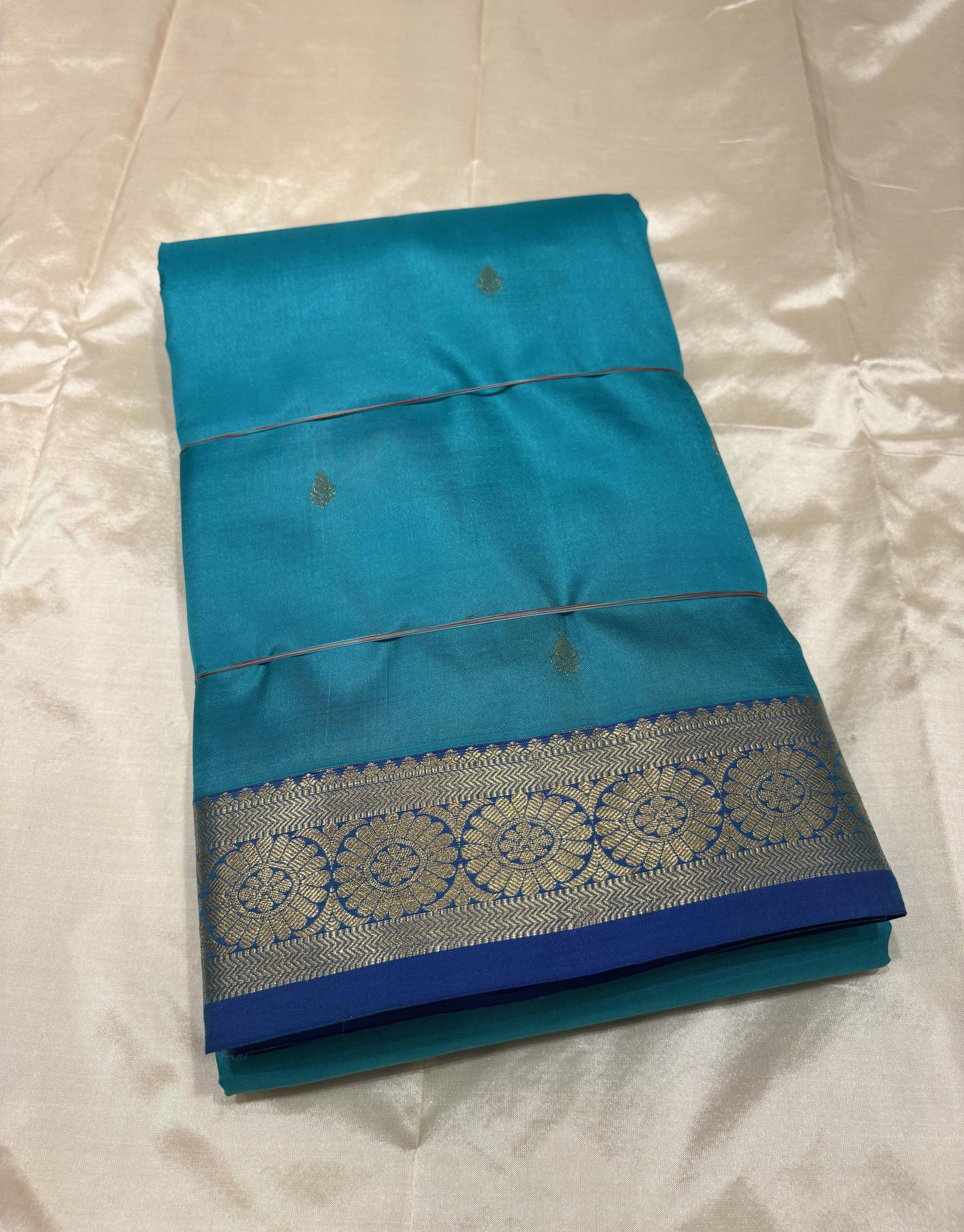 Premium Aqua Blue Pure Kanchipuram Silk Saree With Royal Blue Contrast