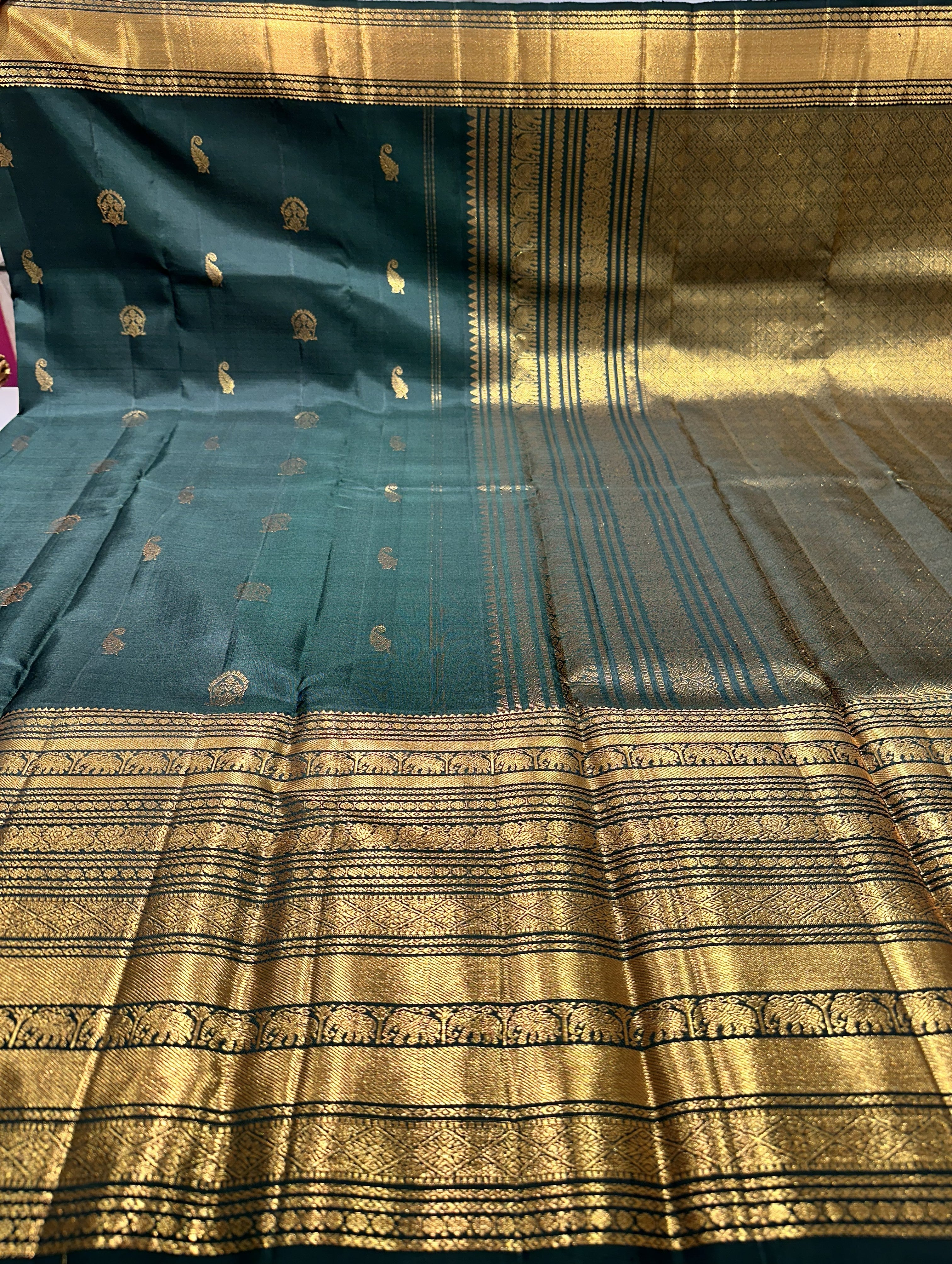 Exquisite Green Pure Kanchipuram Silk Saree With Rich Gold Zari