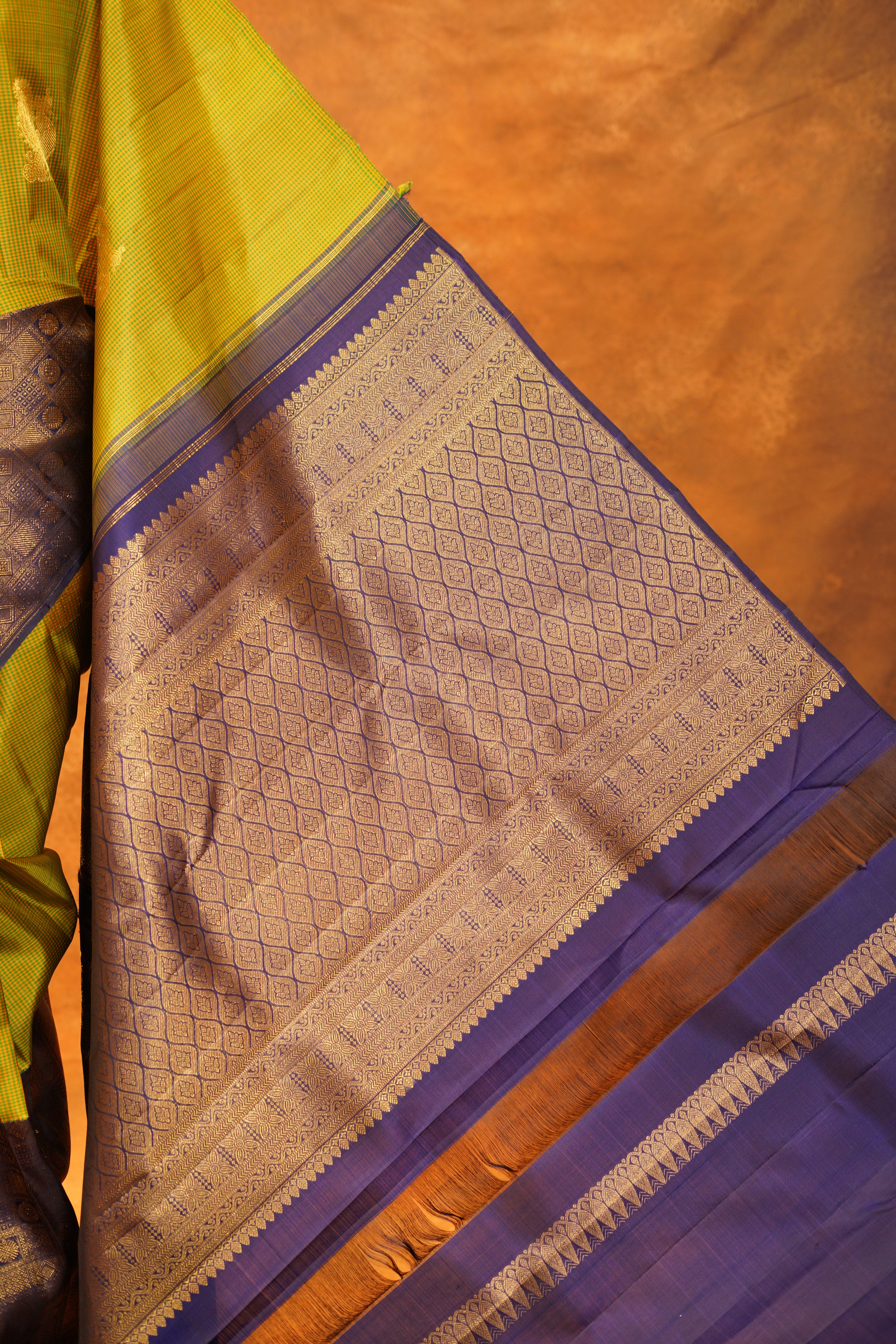 Ripe Green Colour Checked Pure Kanjivaram Silk Saree with Navy Blue Contrast