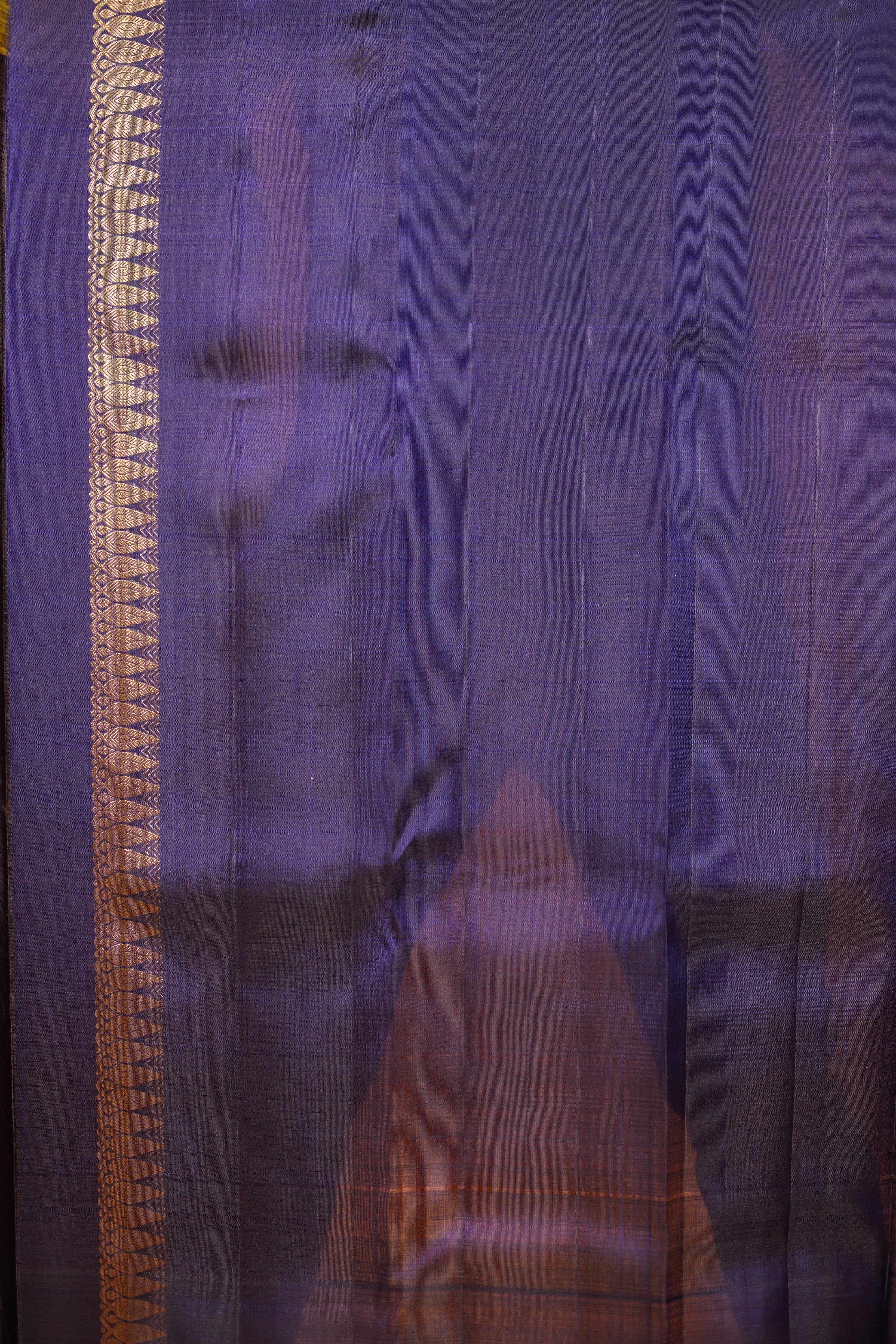 Ripe Green Colour Checked Pure Kanjivaram Silk Saree with Navy Blue Contrast
