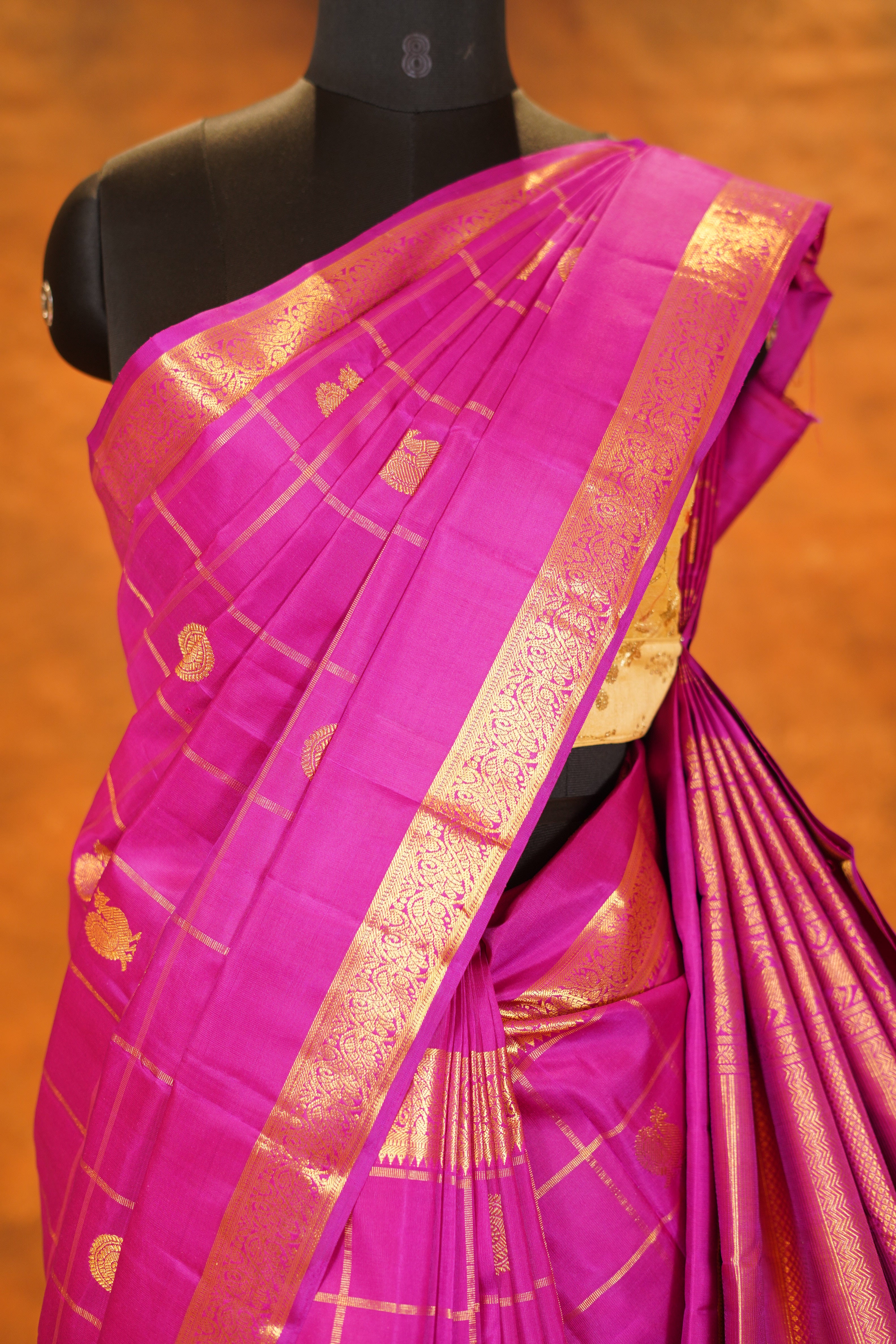 Rani Pink Colour Checked Pure Kanjivaram Silk Saree