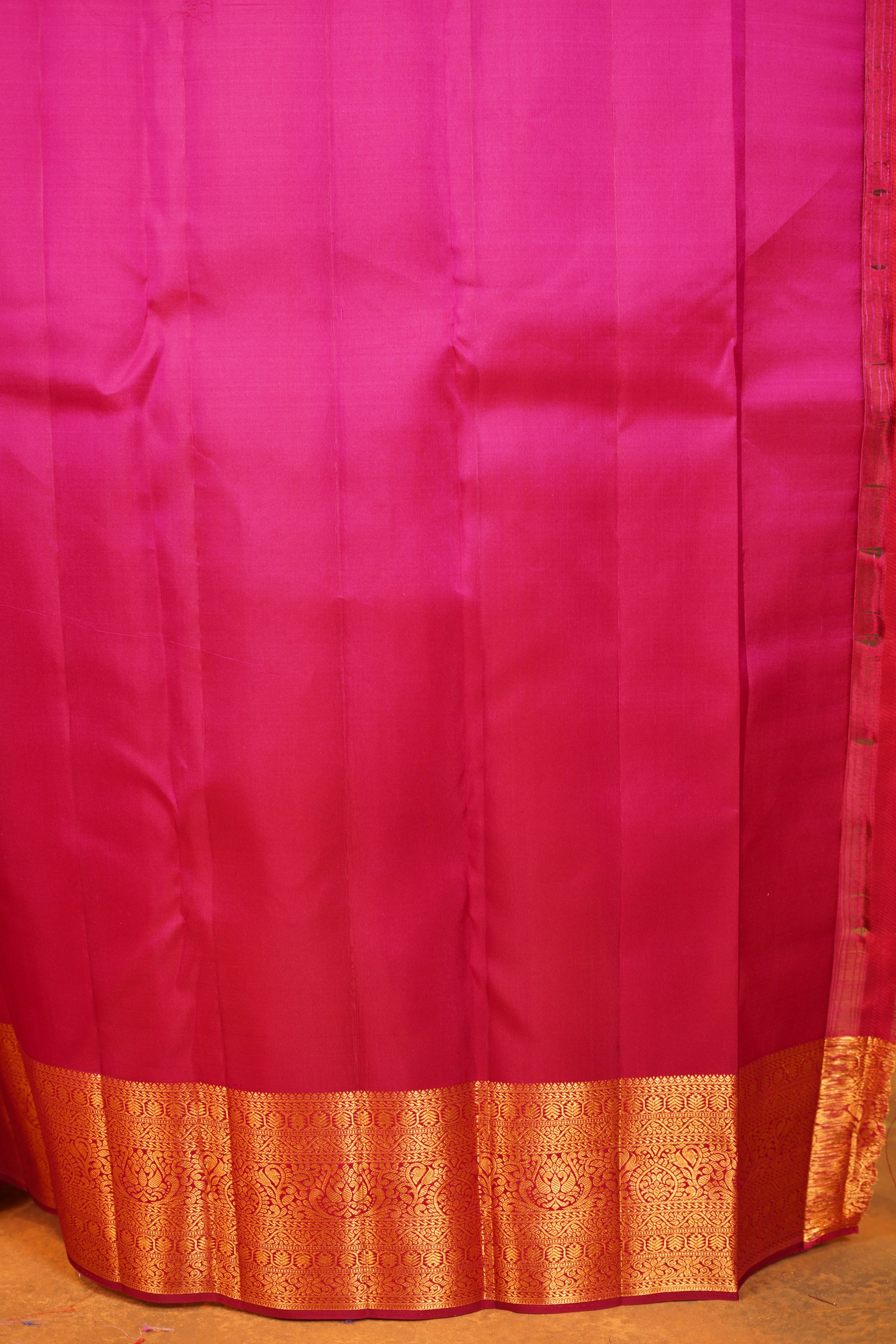 Red colour Pure Kanjivaram Silk Saree