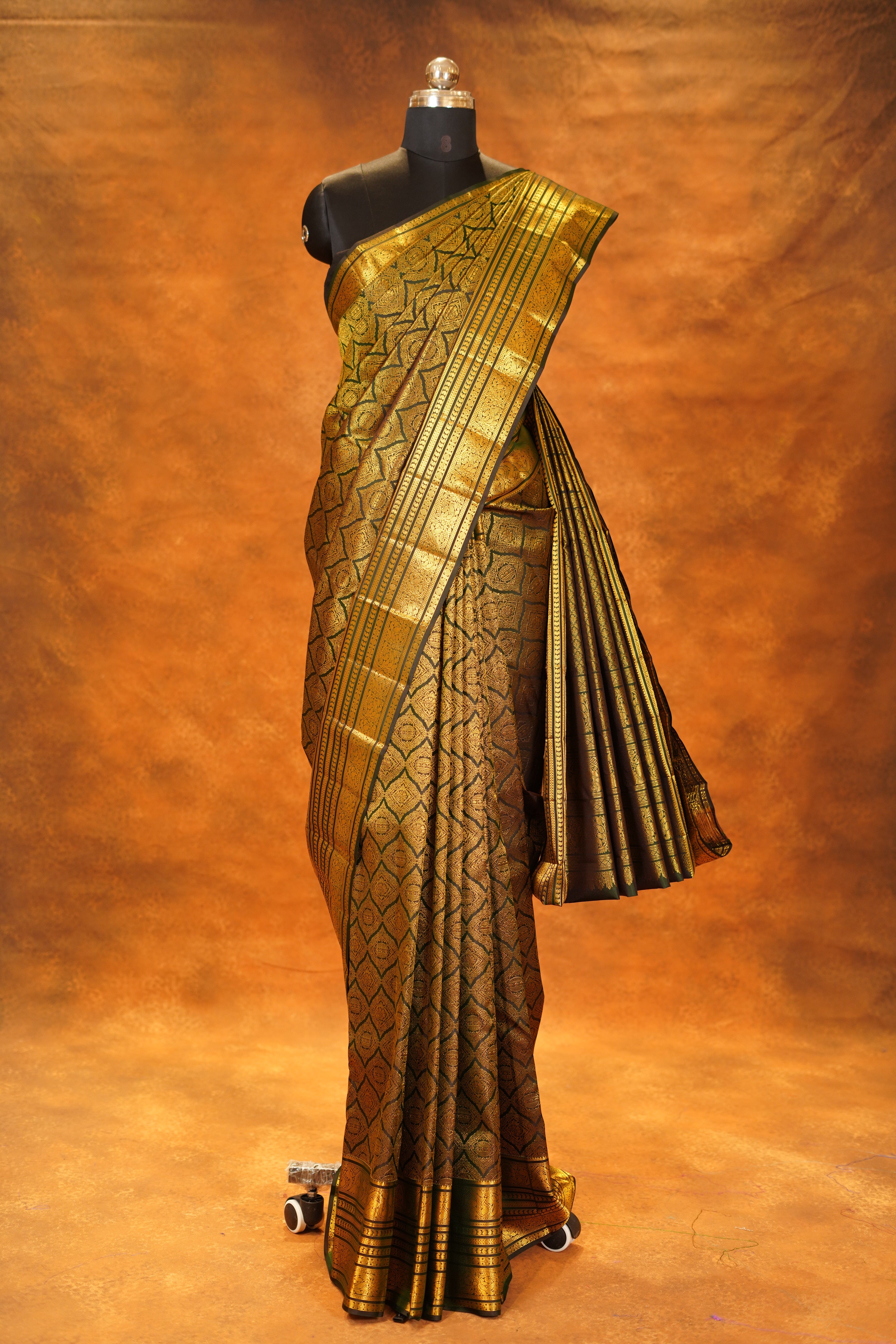 Rich Green Shaded Pure Kanjivaram Silk Saree with Brocade Golden Body