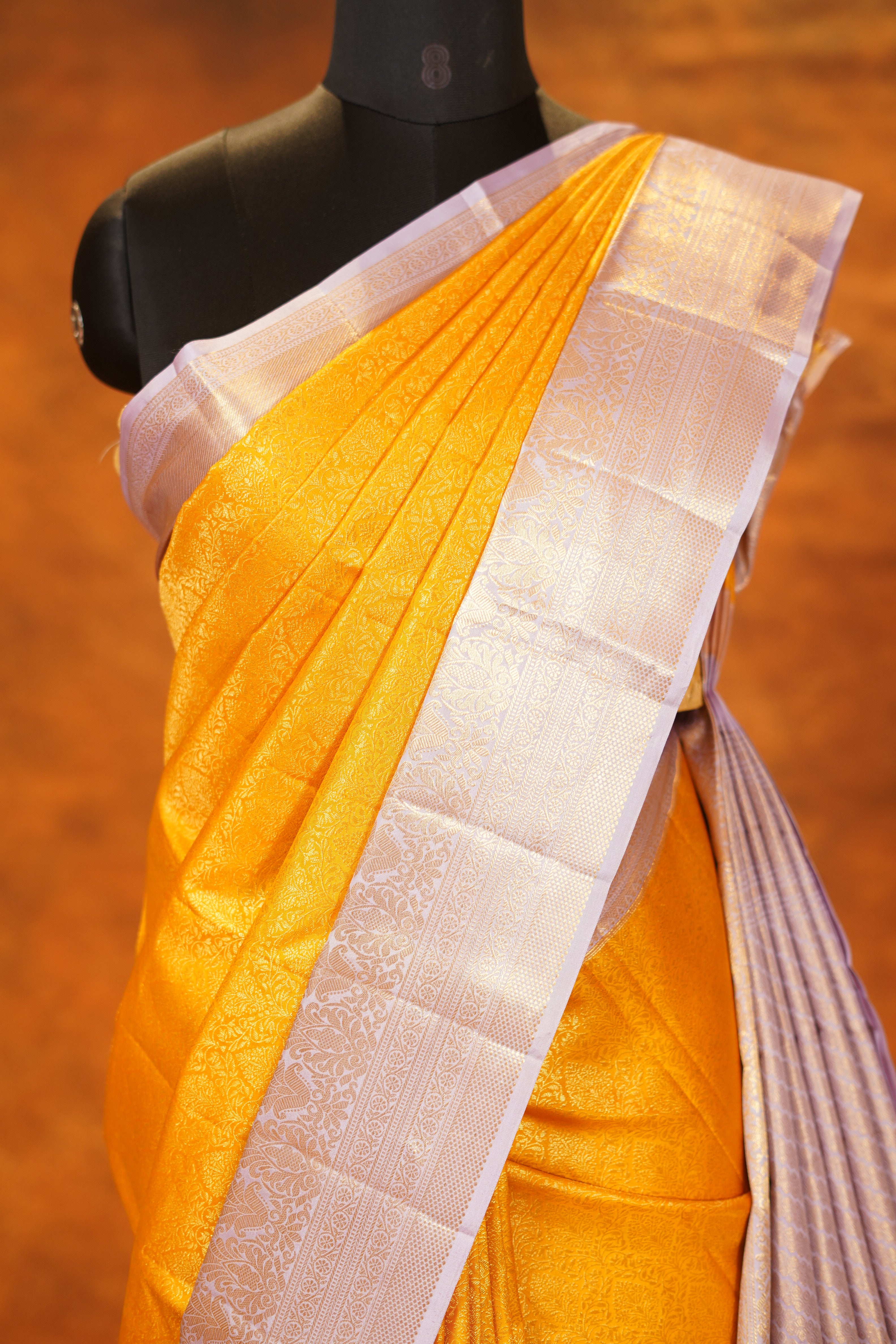 Elegant Yellow Colour Pure Kanjivaram Silk Saree With Lavender Contrast