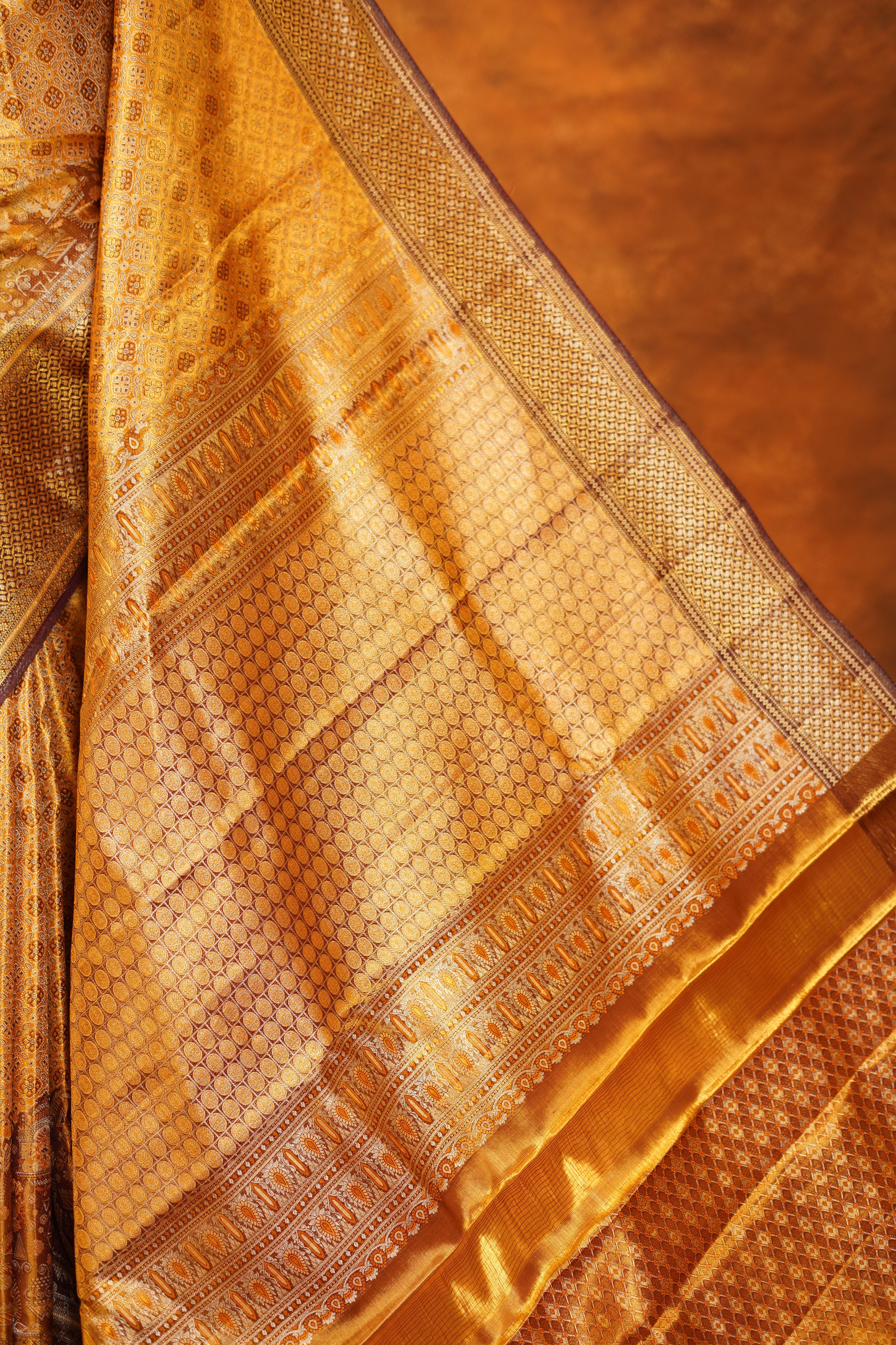 Honey Shaded Pure Kanjivaram Silk Saree With Brown Contrast