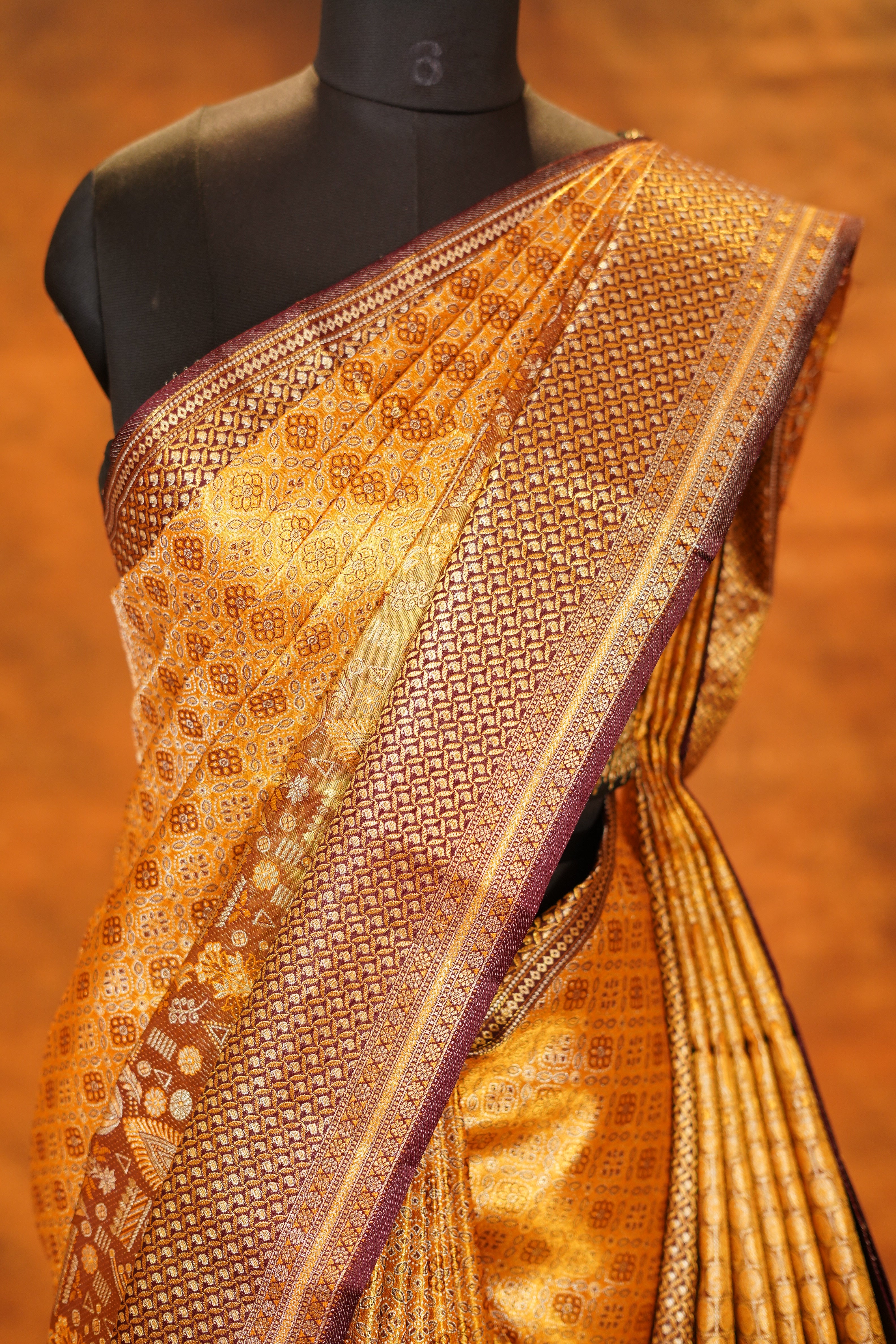 Honey Shaded Pure Kanjivaram Silk Saree With Brown Contrast