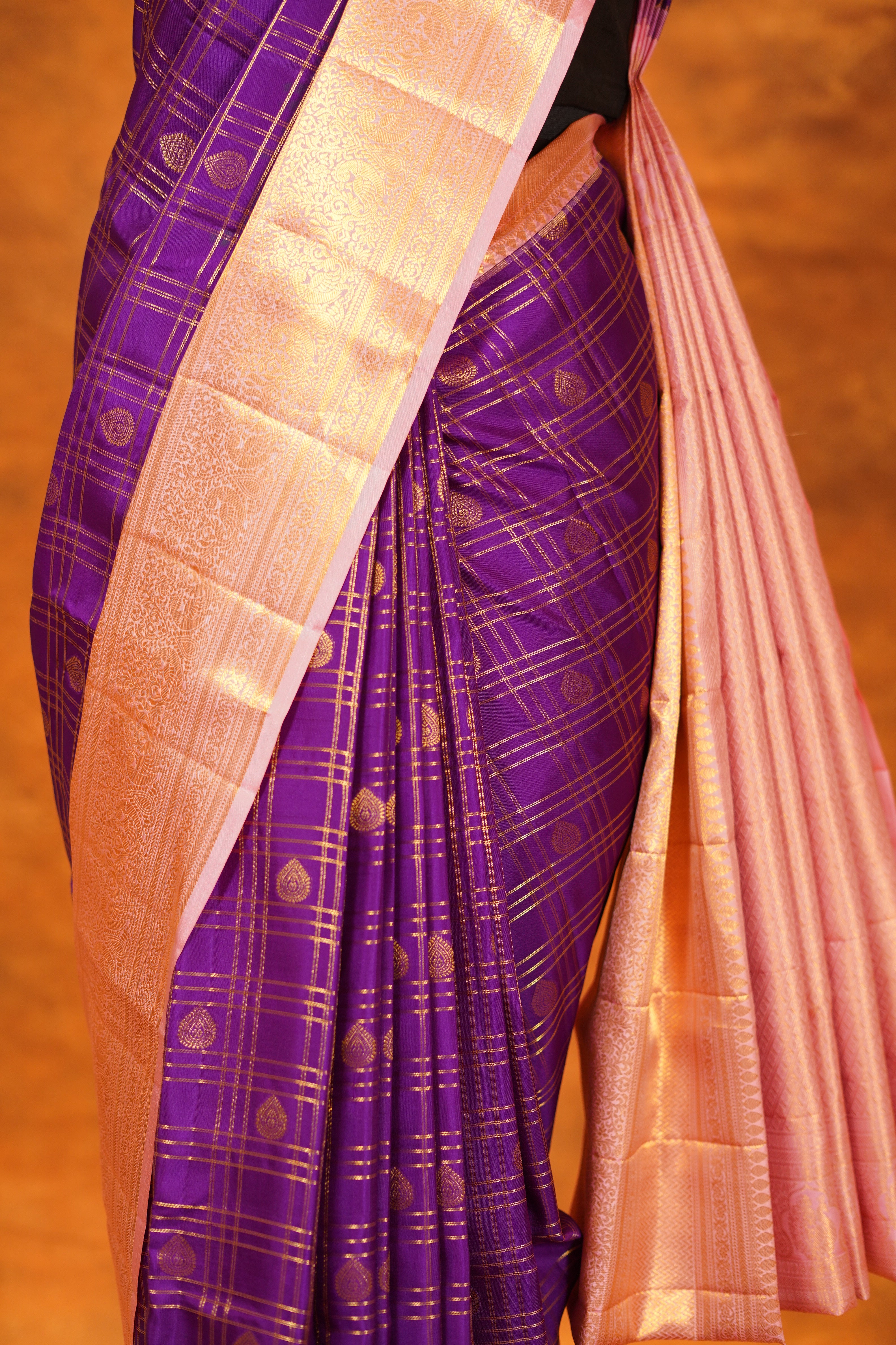Magenta Colour Pure Kanjivaram Silk Saree With Baby Pink Contrast