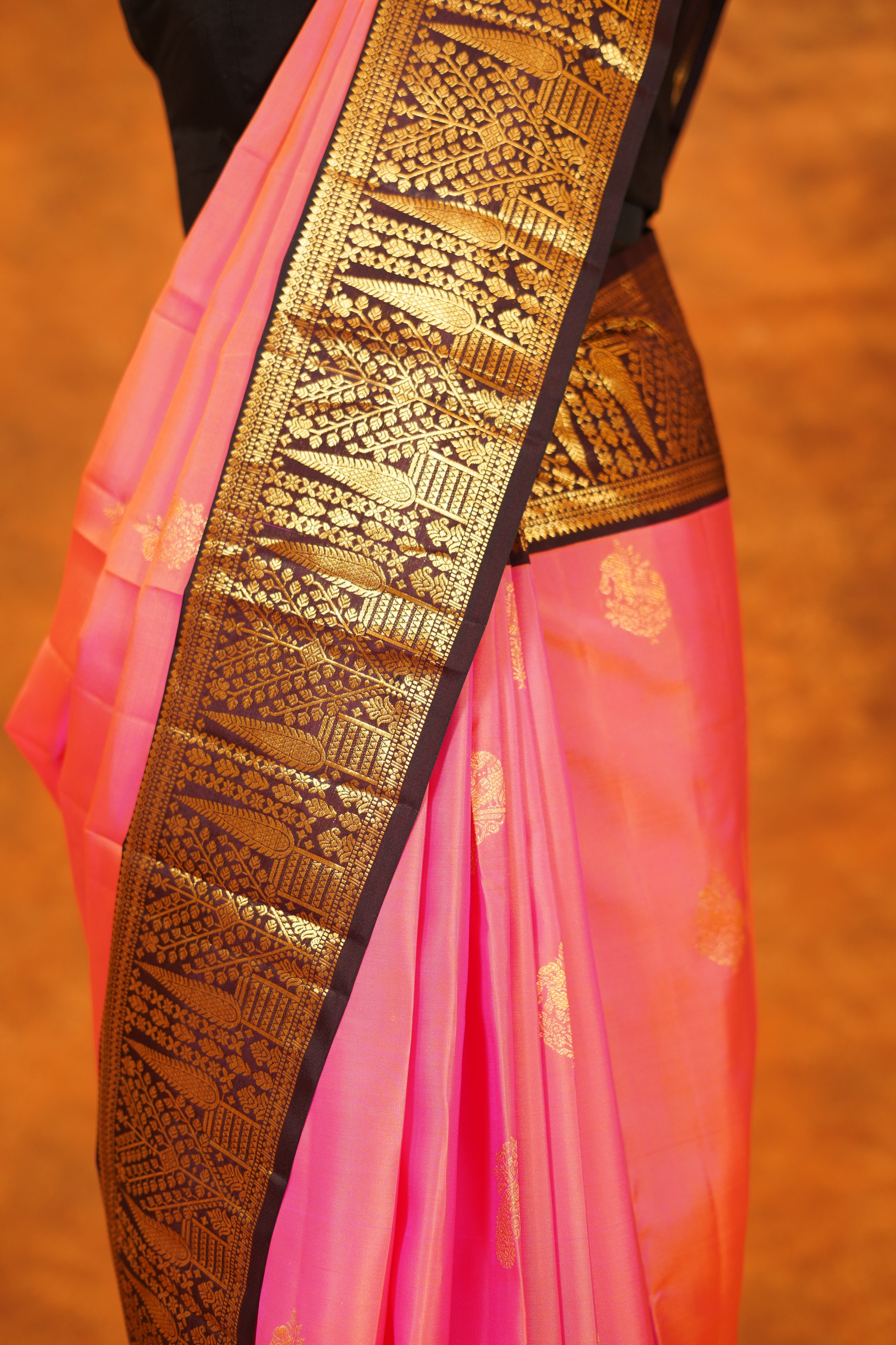 Peach Colour Pure Kanjivaram silk Saree with Dark Brown Contrast