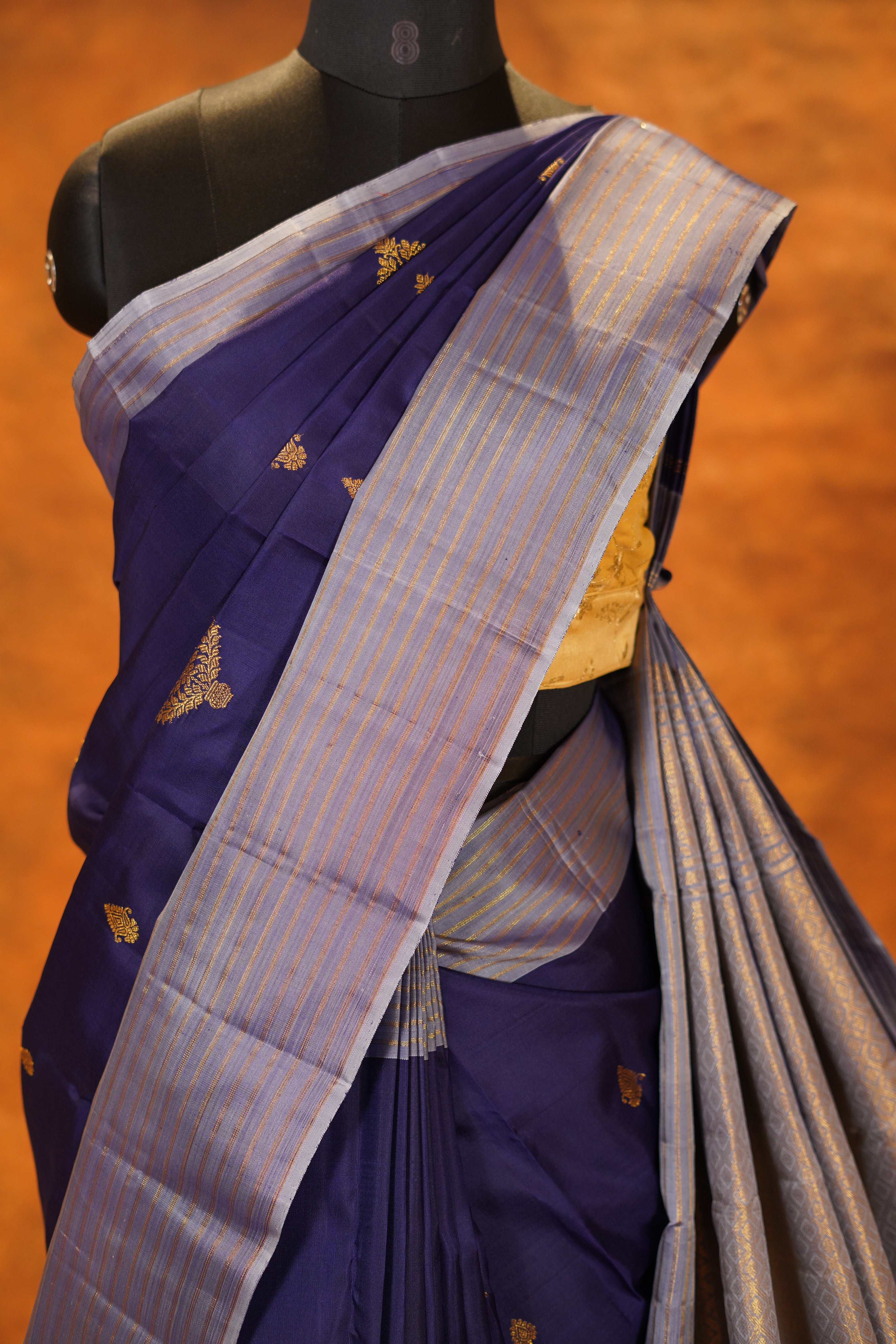 Navy Blue Colour Pure Kanjivaram Silk Saree with Grey Contrast