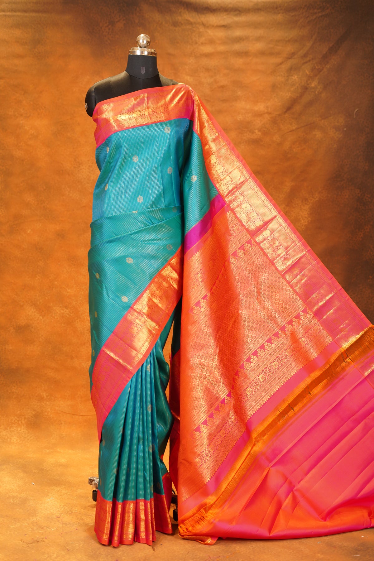 Peacock Blue colour Pure Kanjivaram Silk Saree with Pink contrast