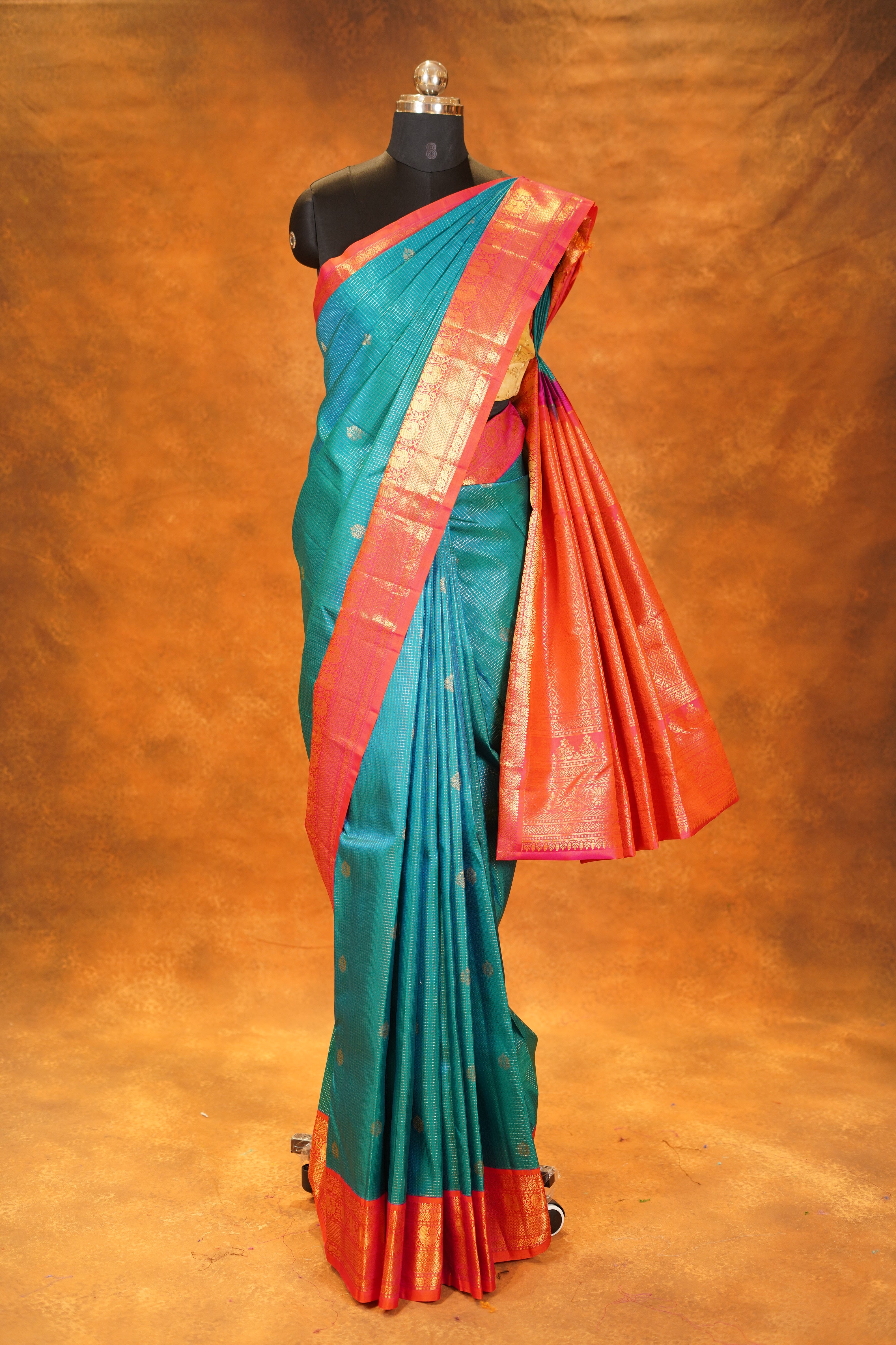 Peacock Blue colour Pure Kanjivaram Silk Saree with Pink contrast