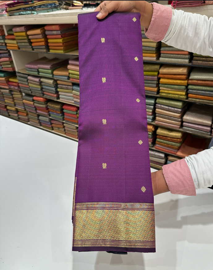 Grand Purple Pure Kanjivaram Silk Saree with Gold Zari Border – Perfect for Bridal & Traditional Look