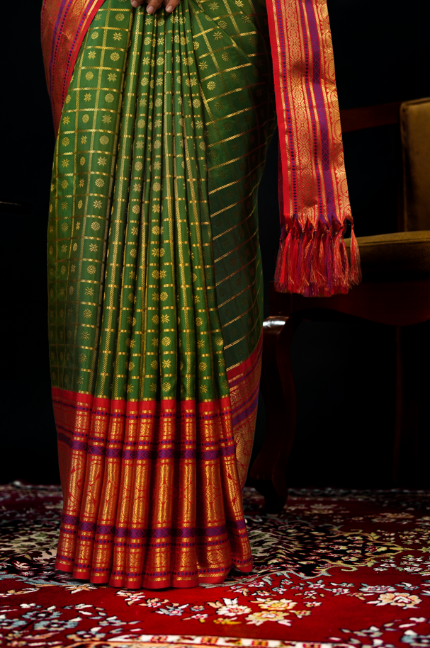 Green & Red Pure Kanjivaram Silk Saree with Rich Golden Zari Buttas – Traditional Bridal & Festive Wear