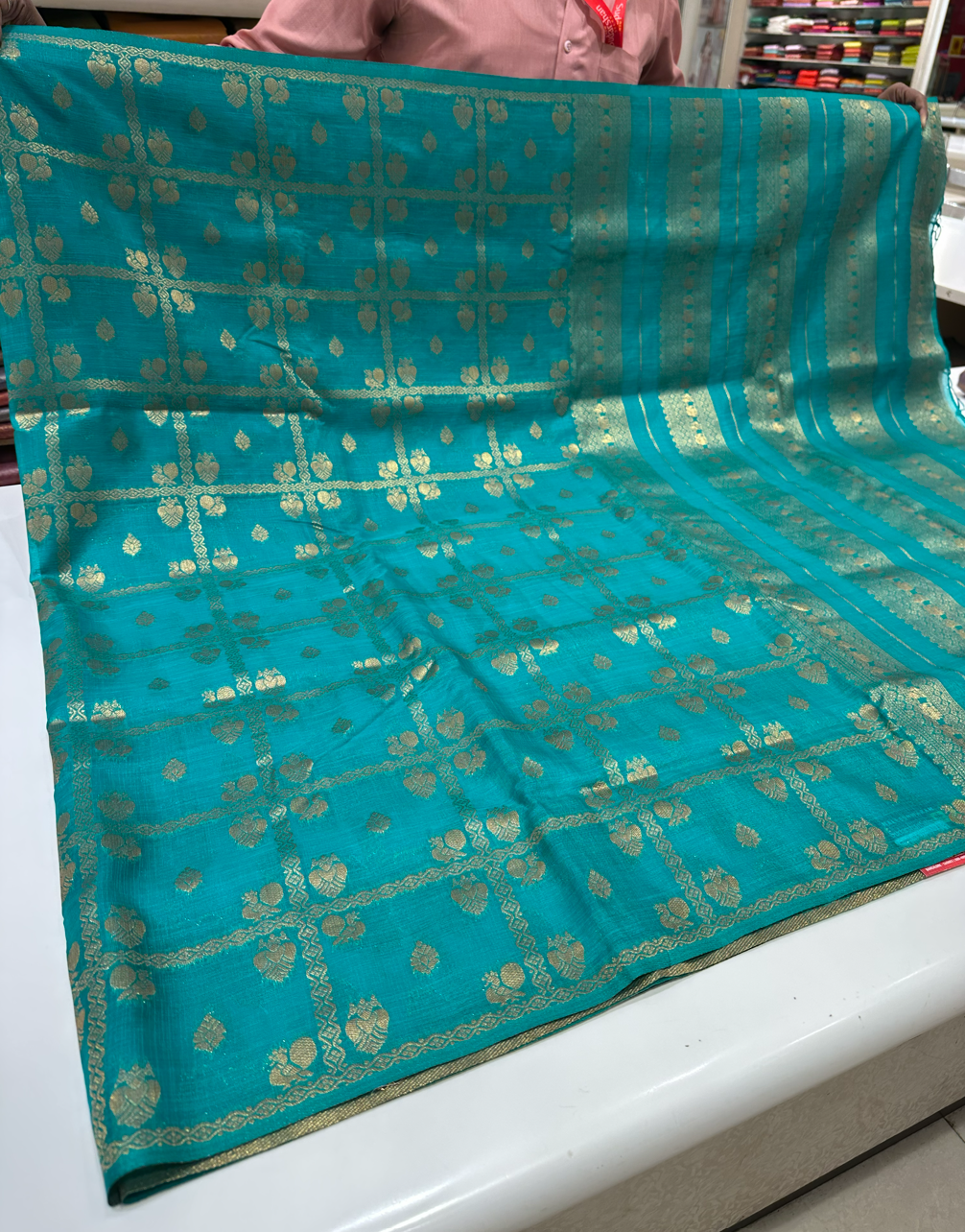 Beautiful Rama Green Raw Silk Saree with Golden Checks and Butta Design for Daily & Festive Wear