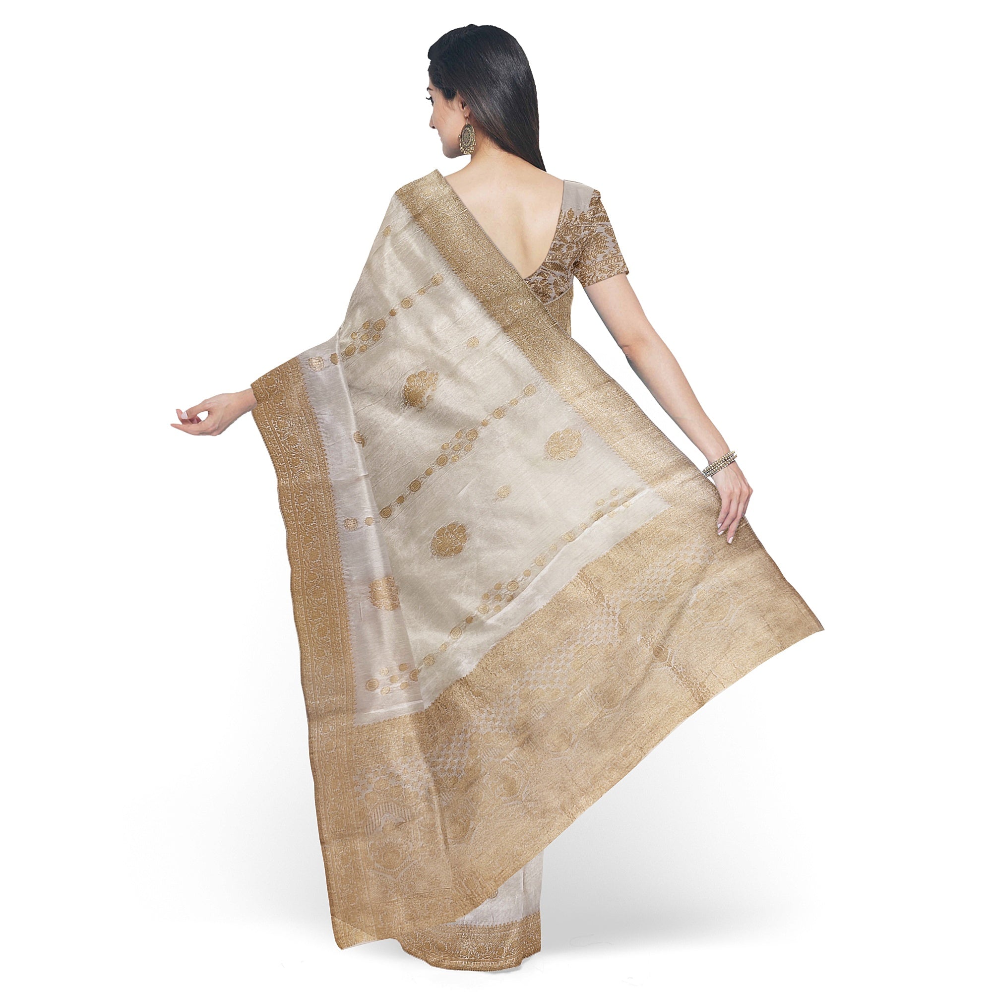 Milk White Raw Silk Saree – Graceful Elegance in Minimalist Style