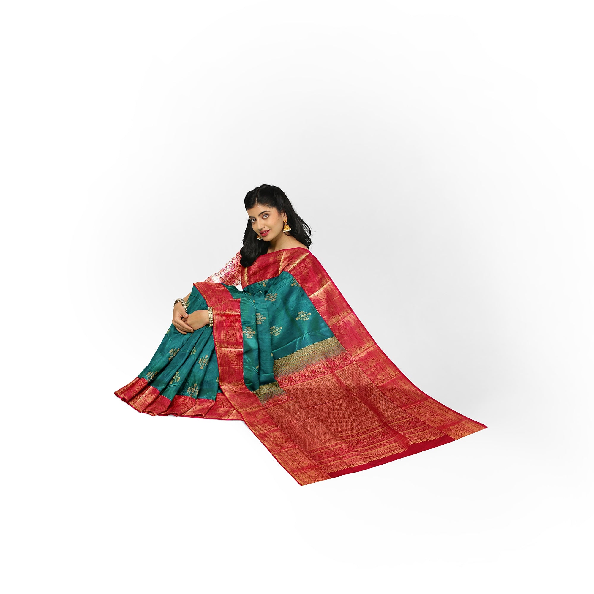 Green Saree with Red Border – Traditional Charm and Timeless Elegance - New Sudarshan Silks`