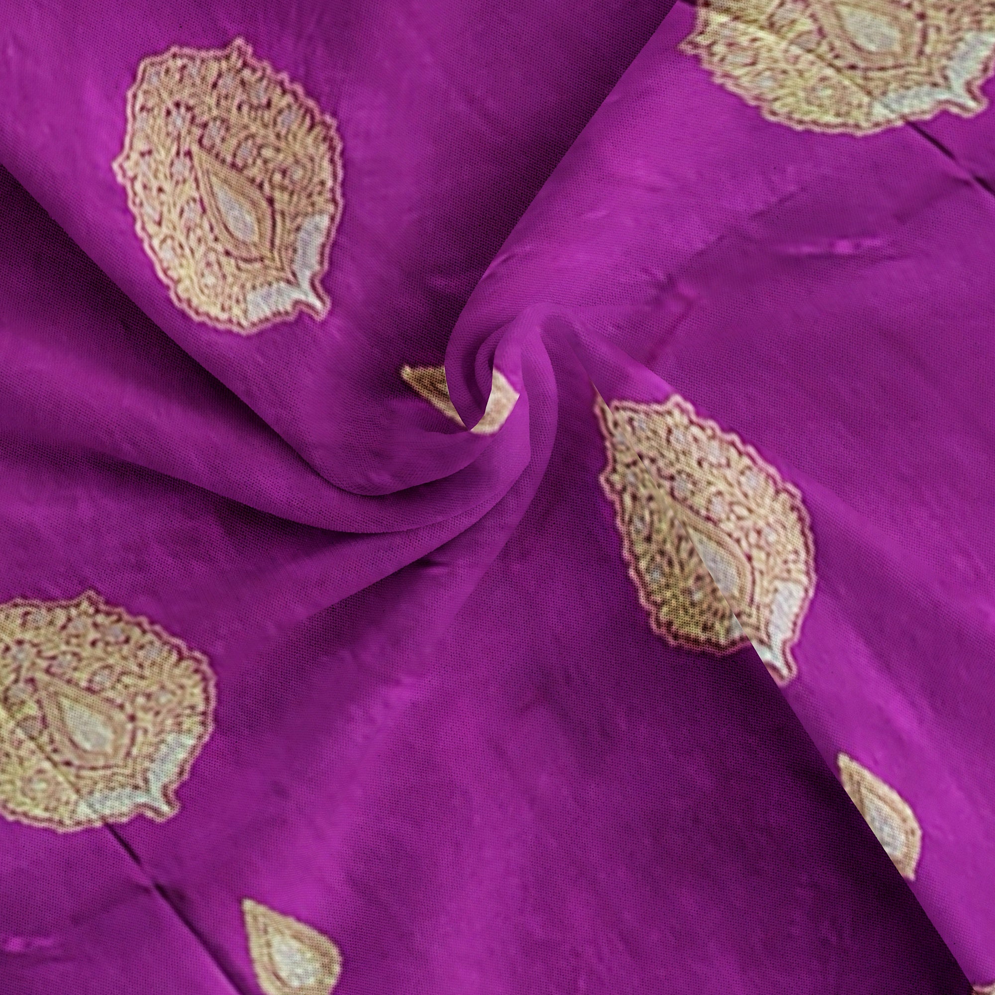 Wine Saree with Green Contrast Border – A Regal Statement of Elegance - New Sudarshan Silks`