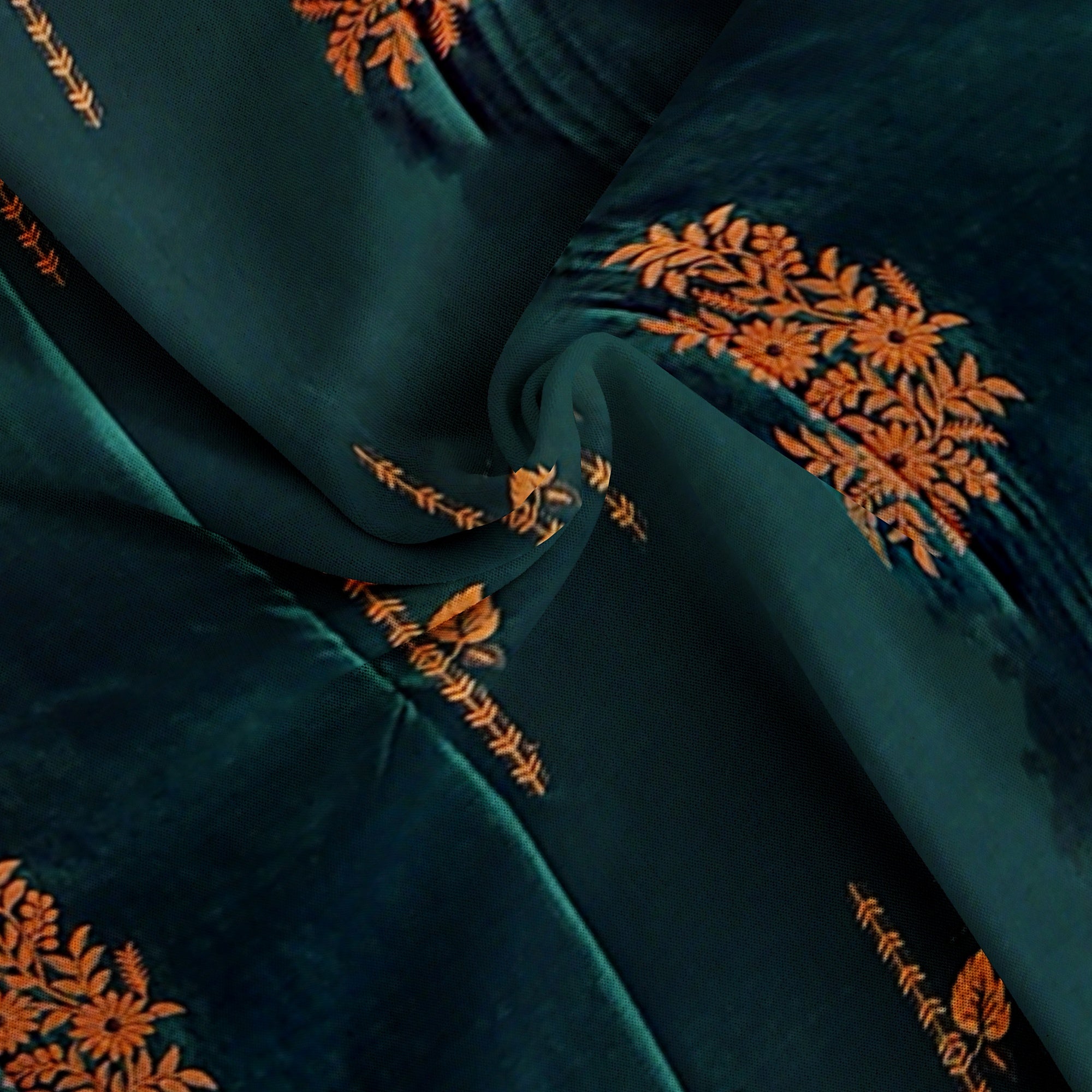 Bottle Green Saree with Red Border and Gold Zari - New Sudarshan Silks`