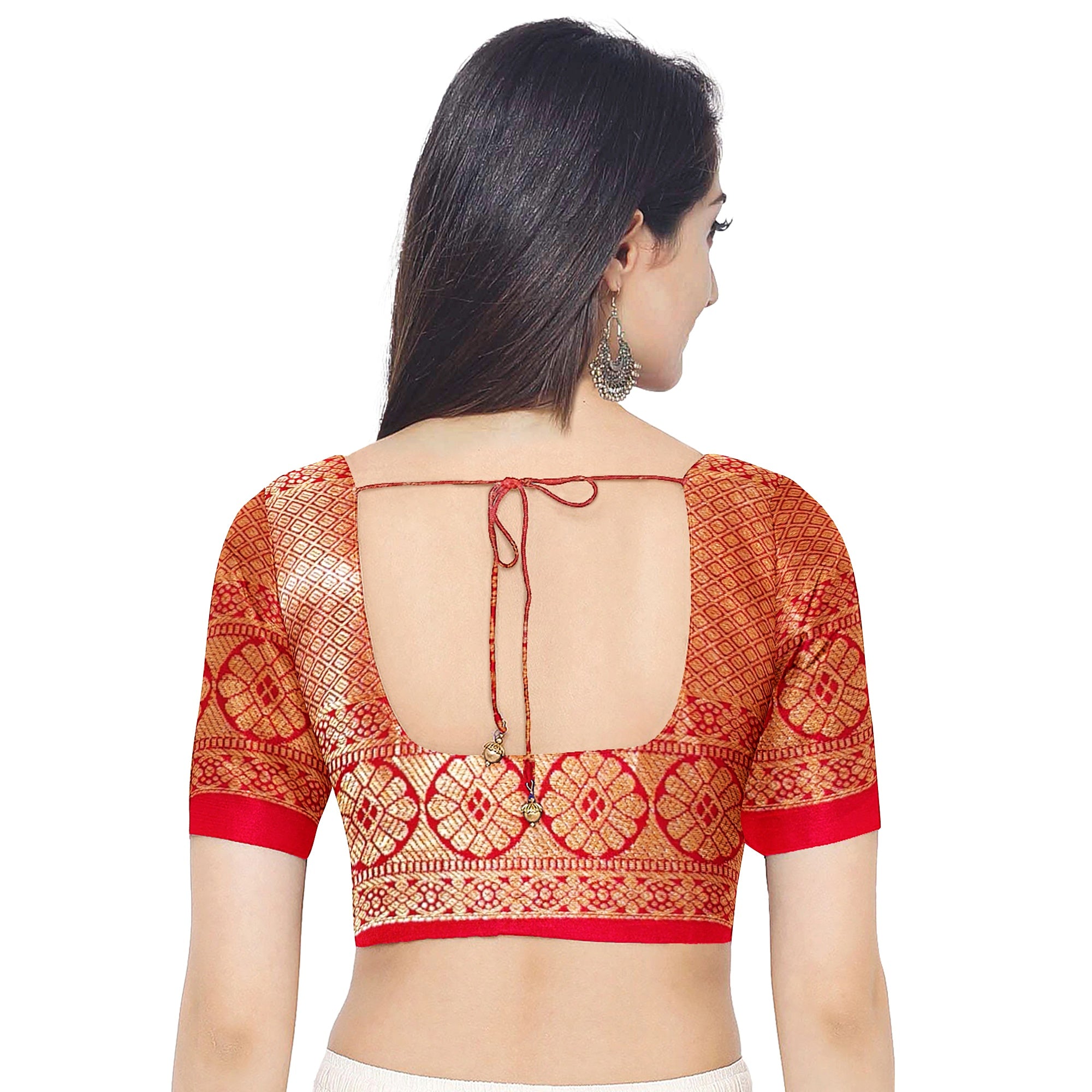 Gold Saree with Red Border – Traditional Design Elegance