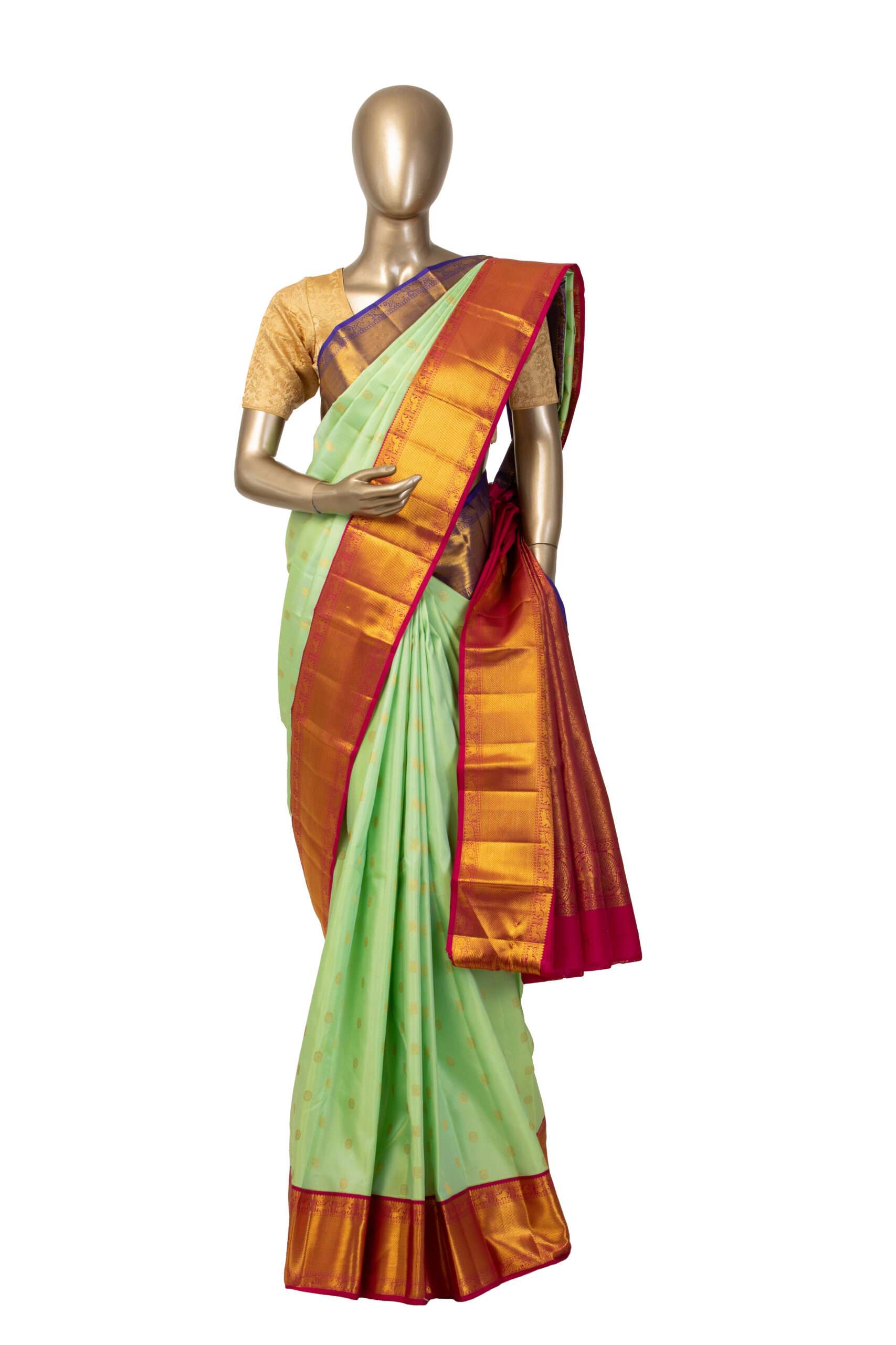 35+ Bridal Pattu Sarees Worn By Real Brides | WedMeGood